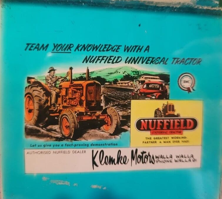 Cinema Glass Advertising Slides